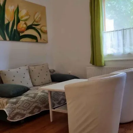 In 51893 Apartamento *