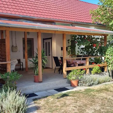 Apartamento In 51893 Balatonlelle