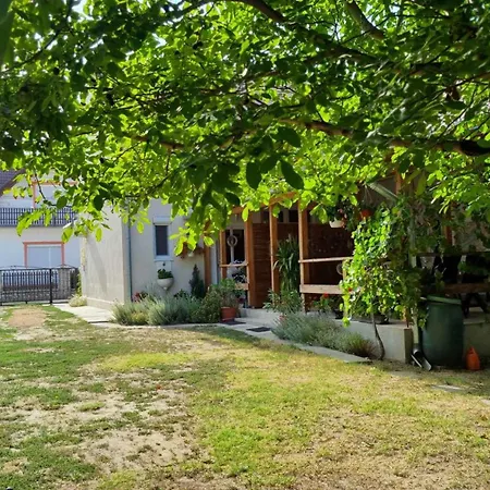 Διαμέρισμα In 51893 *